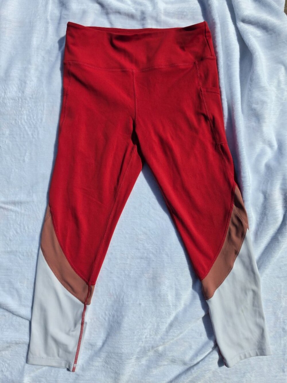 Zyia  Light n Tight Leggings Red White Colorblock Pockets Size 14-16
